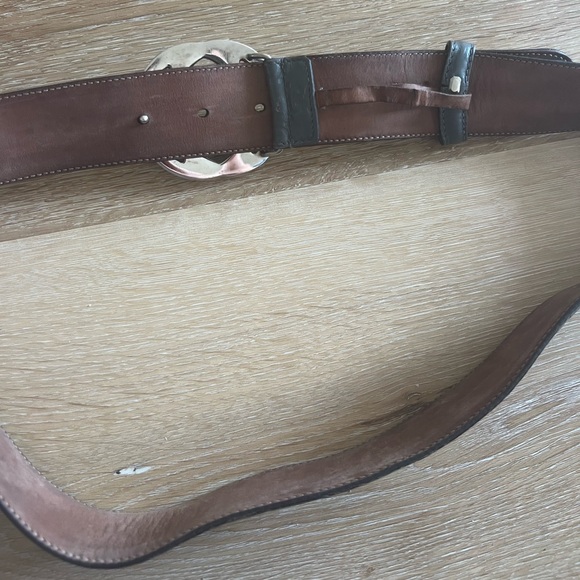 (SEE PICS) GUCCI Men’s Interlocking 2017 G Logo Leather Belt - Picture 5 of 7